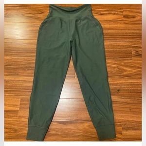 NWT Old Navy Powersoft High Waisted Jogger- Ankle length
